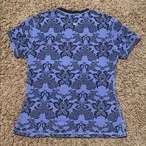 Hard to find Vintage Lululemon- unique damask logo design!